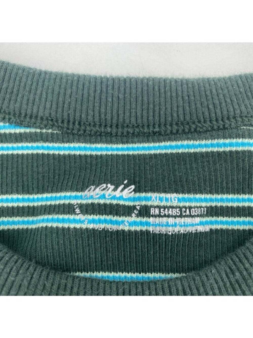 Aerie Women’s Size XL Green White Blue Striped Rib Knit Crop Tank Top Raw Hem - Picture 3 of 10
